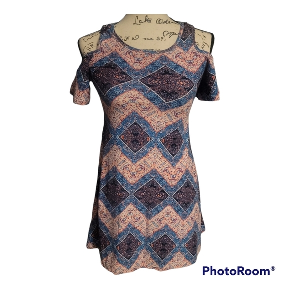 1st Kiss Girls M & L short Sleeve Casual Dresses - Picture 2 of 6